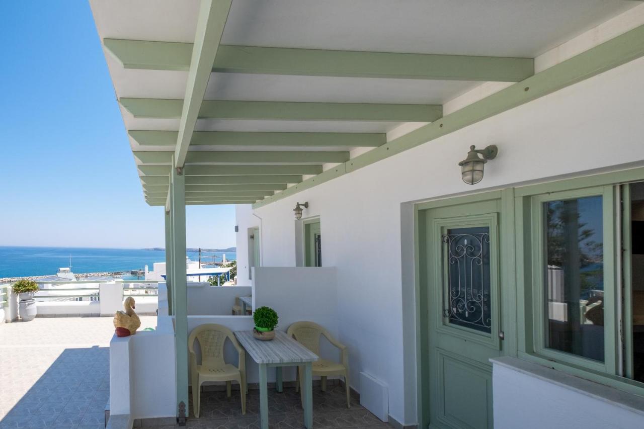Lorenzo Studios And Suites Paros Науса Екстериор снимка